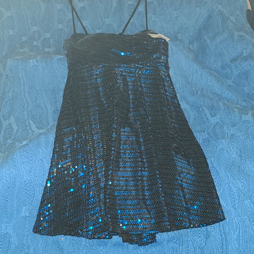 City Studio sequined party dress juniors 13/14 blue and black homecoming prom